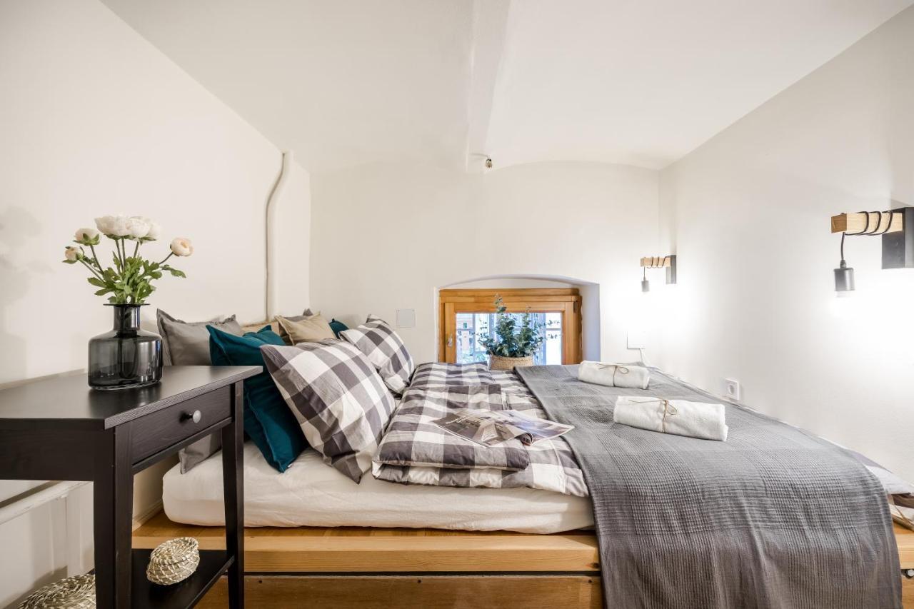 Kaz8 9 Apartman *